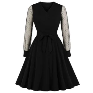 Robe Noire Style Vintage